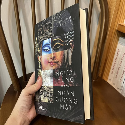 Sách - Người hùng mang ngàn gương mặt (Bìa cứng) - Nhã Nam HCM