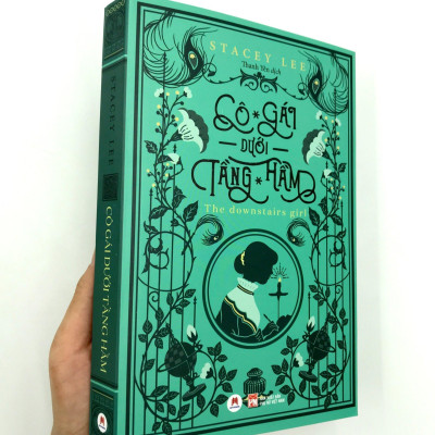 Cô Gái Dưới Tầng Hầm