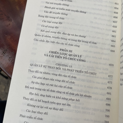 HIỂU VÀ QUẢN LÝ TỔ CHỨC CÔNG - HAL G. RAINEY, SERGIO FERNANDEZ, DEANNA MALATESTA - Nguyễn Đăng Núi, Lê Thị Thu Hương, Lê Thị Việt Trinh dịch - Nxb Chính trị Quốc gia Sự thật – bìa mềm