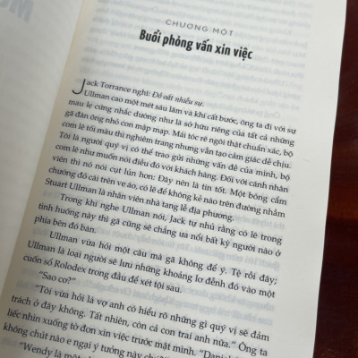 THỊ KIẾN – Stephen King – THE SHINING – Nhã Nam