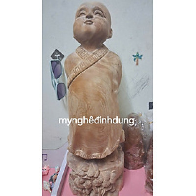 Tượng  chú tiểu tùy duyên bằng gỗ ngọc Am thơm nức cao 50x17x16cm