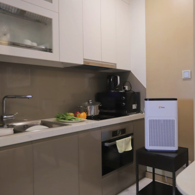 Máy lọc không khí Nhật Bản Tahawa TH-AP21 là sản phẩm được thiết kế tinh tế với màu trắng sang trọng, nhỏ gọn. Chúng cũng có thể được xem như là 1 vật trang trí nội thất cho căn nhà, văn phòng làm việc của mình, góp phần sang trọng