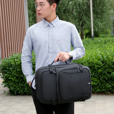 Balo laptop (15.6 inch) phong cách hiện đại - BEE GEE BLLT5610A