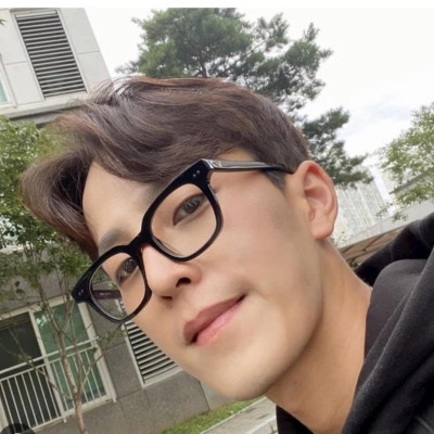 Kính Southside Mắt vuông Nhựa Accetate bản lề chấu vàng + Tặng Fullbox phụ kiện