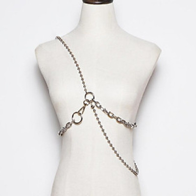 Dây xích thắt lưng thời trang hot trend giới trẻ