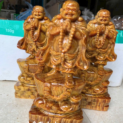 Tượng phật di lặc chúc phúc bằng gỗ huyết long tuyệt đẹp cao 20x8x6cm