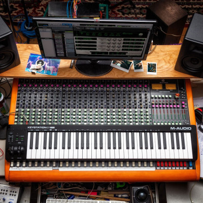 M-Audio Keystation 61 Phím MK3 MIDI Keyboard Controller MKIII MAudio Bàn phím sáng tác - Sản xuất âm nhạc Producer - Kèm Móng Gẩy DreamMaker