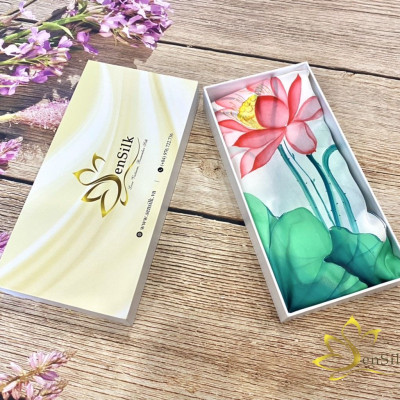 Khăn Lụa Vuông Cao Cấp Vẽ Tay Hoa Sen SenSilk, Quà Lưu Niệm Việt, Khăn Quấn Thời Trang