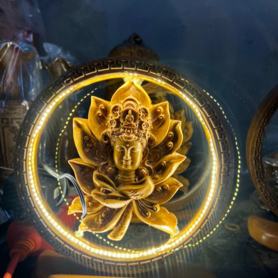 Tượng Diện phật có lắp bóng đèn bằng gỗ hương đá kt 20×20×6cm