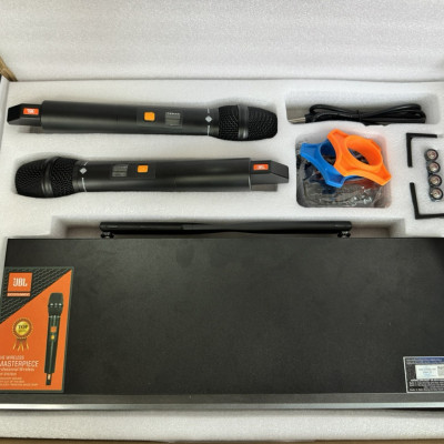 Micro Không Dây KMC 9 - Tích Hợp,Dò Sóng - Tăng Giảm Âm Lượng - Hút Giong,Hát Nhẹ,Giọng Mềm,Chống Hú Tốt - Chuyên Karaoke Gia Đình - Hàng Nhập Khẩu