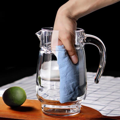 Bình thủy tinh đựng nước có nắp Luminarc Tivoli 1,6L - G2674, dùng máy rửa bát | Hàng chính hãng