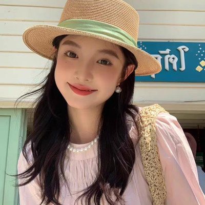 Nón đi biển mũ rộng vành vành bằng đai xanh chất liệu cói chống nắng thoáng mát thời trang Hàn Quốc Chất liệu cói Kiểu dáng thời trang chống nắng đi biển dạo phố du lịch là sản phẩm hoàn hảo cho những ai yêu thích phong cách thời trang Hàn Quốc.