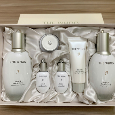 Bộ sản phẩm dưỡng sáng da THE WHOO Gong Jin Hyang Brightening Special Set