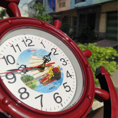 Đồng Hồ Treo Tường Hình Mỏ Neo TiTime 37x30cm