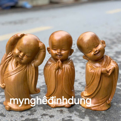 Bộ tượng tam tâm bằng gỗ bách xanh thơm nức cao 25x14x11cm