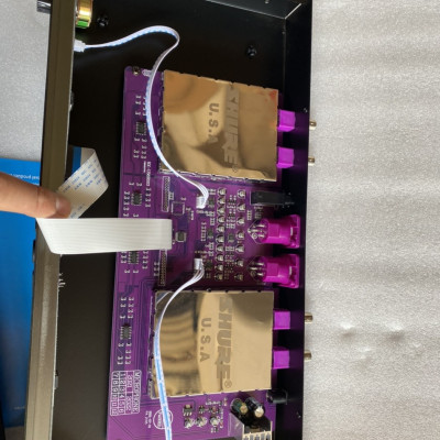 Micro không dây Shure ugx23 plus hàng chính hãng ( phiên bản 2021, vỉ tím)