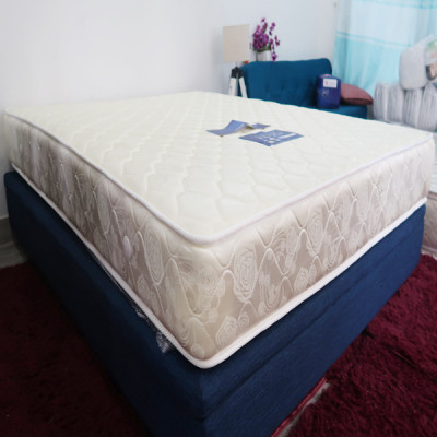 Nệm lò xo Royal Vạn Thành