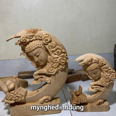 Phật ánh trăng nhất tâm bái phật bằng gỗ ngọc am thơm nức kt cao 40x35x6cm 
