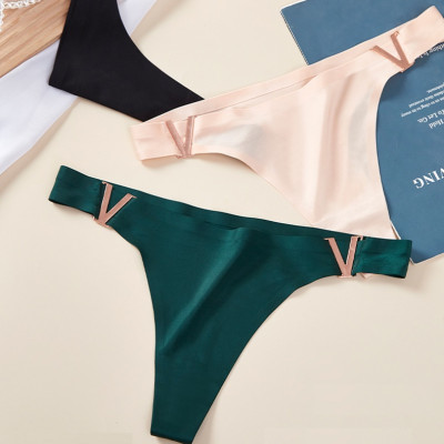 Quần Lót Nữ Lọt Khe Lụa Băng Khóa Chữ V 6073 – Quyến Rũ & Thoải Mái Tối Ưu