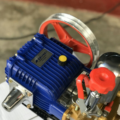 ĐẦU RỬA XE - ĐẦU PHUN XỊT RỬA 2HP DEWOO DW-1022G ( HÀNG CHÍNH HÃNG)