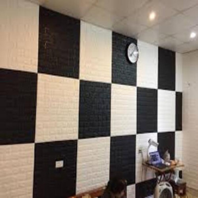 Bộ 5 Tấm Xốp Dán Tường 3D Giả Gạch Đen 70cmx77cm