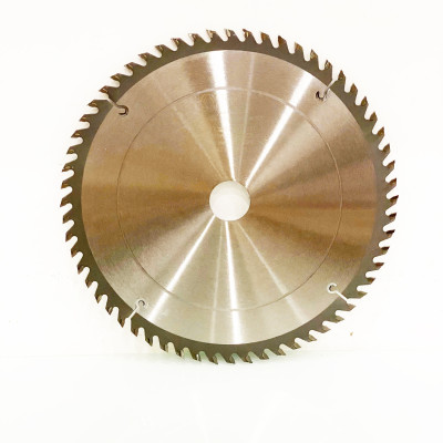 LƯỠI CƯA GỖ TCT 60 RĂNG đường kính phi Ø 250mm KYNKO WXA250060P