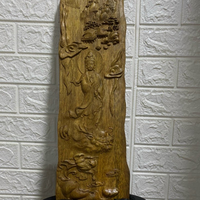 Tranh chạm khắc phật Bà Quan Thế Âm Bồ Tát bằng gỗ trầm hương