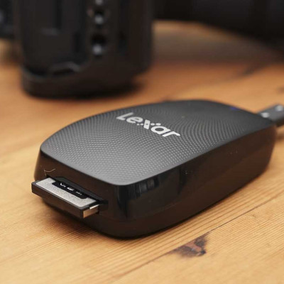 Đầu đọc thẻ Lexar Professional CFexpress Type B USB 3.2, tốc độ truyền nhanh, kích thước nhỏ gọn - Hàng chính hãng BH 5 năm