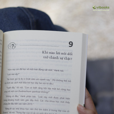 Triết Học Quả Trứng Và Những Đáp Án Khủng Long - Bản Quyền