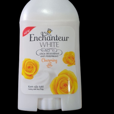 Sáp Khử Mùi Enchanteur Charming 40g - 1012050