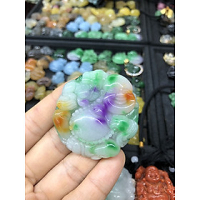 Mặt dây chuyền phật Di Lặc cõng Tỳ Hưu đá ngọc tứ quý