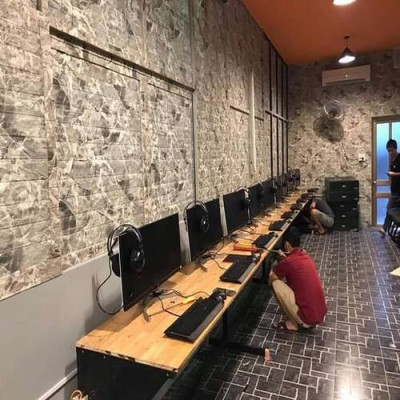 Bộ 10 Tấm Xốp Dán Tường 3D Vân Đá Xám Đen Đẹp, Sang Trọng