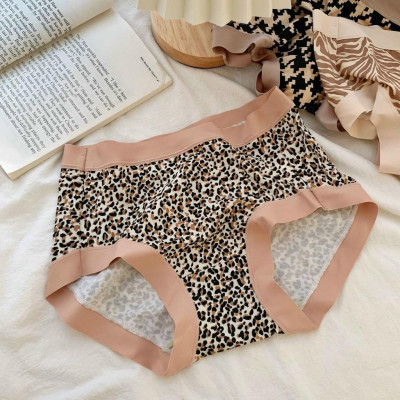 Combo 5 Quần Lót Nữ Cotton Lụa Lưng Cao Nhiều Họa Tiết 6196 – Êm Ái, Che Bụng, Thoáng Mát