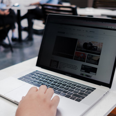 Dán Chống Nhìn Trộm JRC Dành Cho MacBook (Đủ Dòng) - Hàng Chính hãng