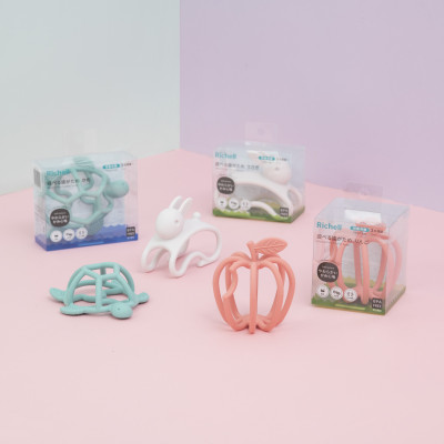 Gặm nướu đồ chơi 3D silicone khỏe nướu chắc tay Richell Nhật Bản | Baby