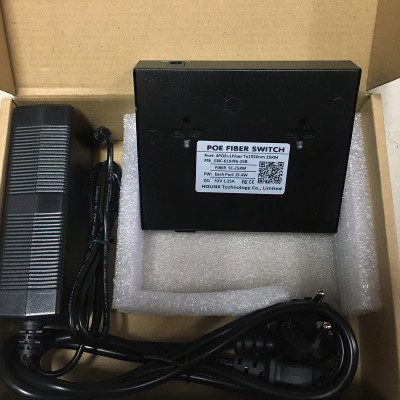 Bộ chuyển đổi quang điện POE 4xJ45 10/100M kèm cổng SC 1 sợi GNETCOM GNC-6104FE-25B - Hàng Chính hãng