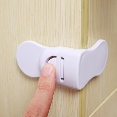 Chốt Khóa Tủ Kéo, Chốt Khóa Bảo Vệ An Toàn Cho Bé - Khóa Chốt An Toàn Tủ, Sử Dụng Miếng Dán Chắc Chắn, Tiện Dụng Trong Gia Đình. TakyHome 3110