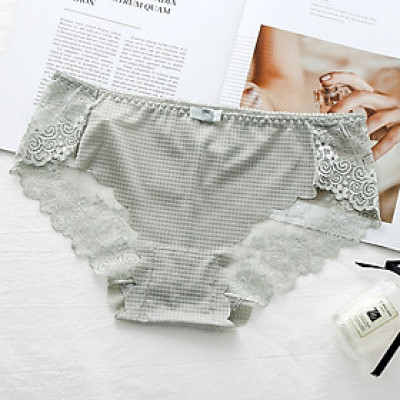 Quần Lót Cotton Su Phối Ren Hoa Mặt Sau 2212