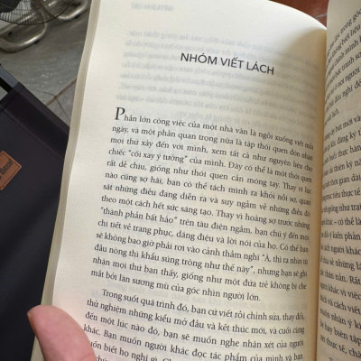 VIẾT & SỐNG – Những Chia Sẻ Thiết Thực Về Cách Viết Và Cách Sống  – Anne Lamott – Phương Ánh dịch – First News  