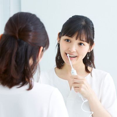 Máy tăm nước Panasonic EW1613W451- Công nghệ siêu âm – 10 mức điều chỉnh - Hàng chính hãng