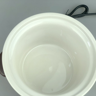 Nồi Kho Cá Thịt 2.5L,Nồi Nấu Chậm,Nồi Nấu Cháo ,Nồi Chưng Yến,Nồi Tiềm 2.5L Fujika KC25 Màu Vàng Họa Tiết-Hàng chính hãng