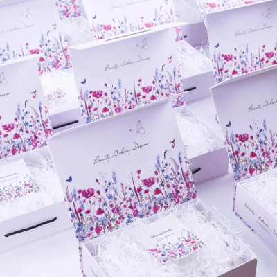 Set quà tặng cao cấp WEILAIYA: Combo Sữa tắm Hoa Trà và Tẩy tế bào chết body