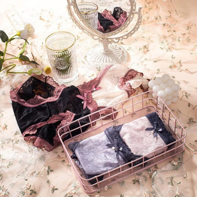 Combo 5 Quần Lót Nữ Bông Ép Viền Ren 2288 – Lụa Mềm, Viền Ren Phối Hoa