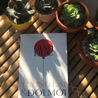 Sách Giáo dục, Tương lai & Đổi mới