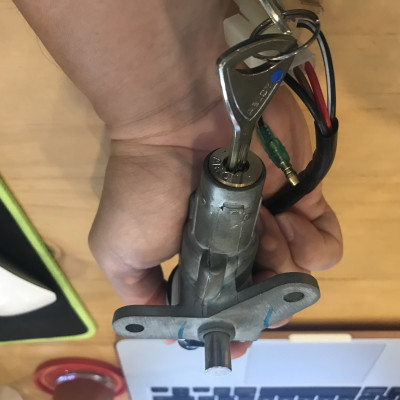 Khóa cổ chống trộm, chống bẻ khóa, chống vam, chống đoản cho Yamaha Z125 - YA Z125