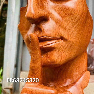 Tượng im lặng là vàng bằng gỗ hương đá kt cao 34×12×13cm 