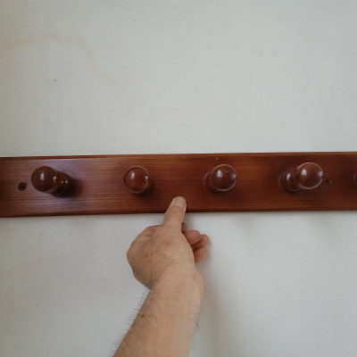 Giá treo quần áo gỗ N H home 6 móc màu nâu đậm 