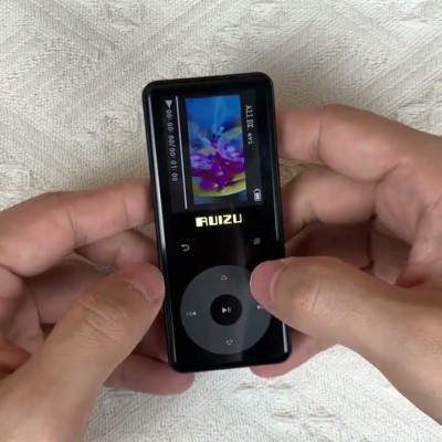 Ruizu X02B - Máy Nghe Nhạc Lossless, Bluetooth 5.0, Hỗ Trợ Xem Phim , Loa Ngoài, Lặp Đoạn A-B , Thời Gian Sử Dụng 15 Giờ (8GB) - hàng chính hãng