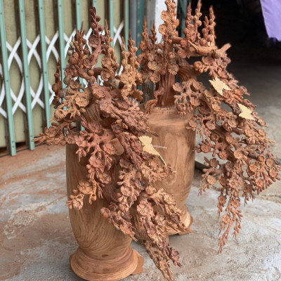 2 bình hoa mai lan phú quý phong thủy bằng gỗ hương kt cao 98×55×50cm đẹp long lanh 