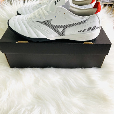 Giày đá bóng MORELIA NEO III LAC VIET Phiên Bản Limited Với Họa Tiết Chim Lạc Đậm Tinh Thần Việt Nam